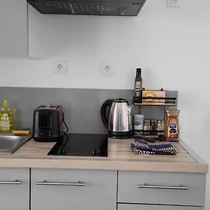 Charment T2 Quartier Createurs,metro Crs Julien. Appartement